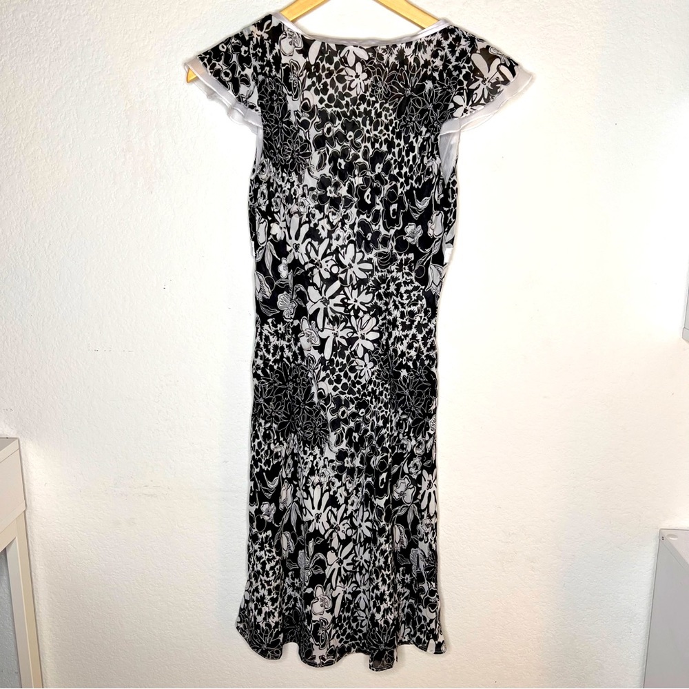 Women’s black and white floral dress size small - Picture 2 of 6